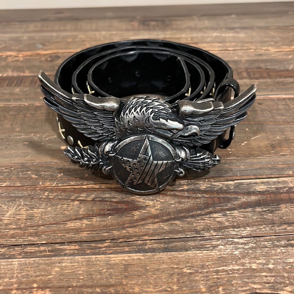 Suzi Roher Black Belt, size Large